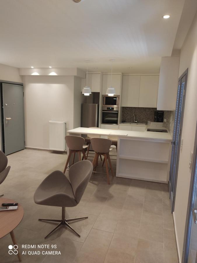 Pink Rose Luxury And Comfort Apartment At The Centre Of Preveza Exterior photo