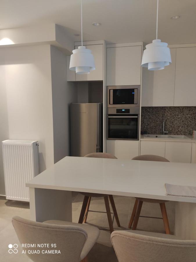 Pink Rose Luxury And Comfort Apartment At The Centre Of Preveza Exterior photo